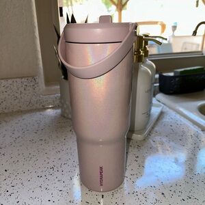 Hydrapeak flask